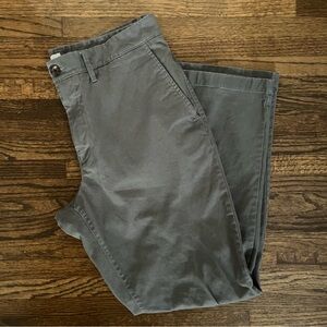 Goodfellow & Co Every Wear Gray Chino Pants 34W 30L Cotton Straight VGUC 34x30